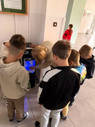 Lekcje informacyjne w ramach programu &bdquo;Poidełka w Szkołach z Gminy Dzikowiec&rdquo;