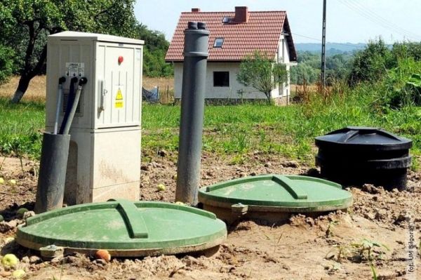 zdjęcie do
														 artykułu: Nabór wniosków do udziału w projekcie polegającym na budowie przydomowych oczyszczalni ścieków